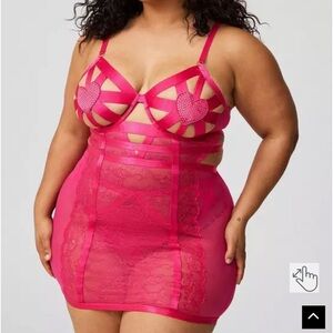 Brand New Torrid Pink Lace Heart Detail Lingerie Set
